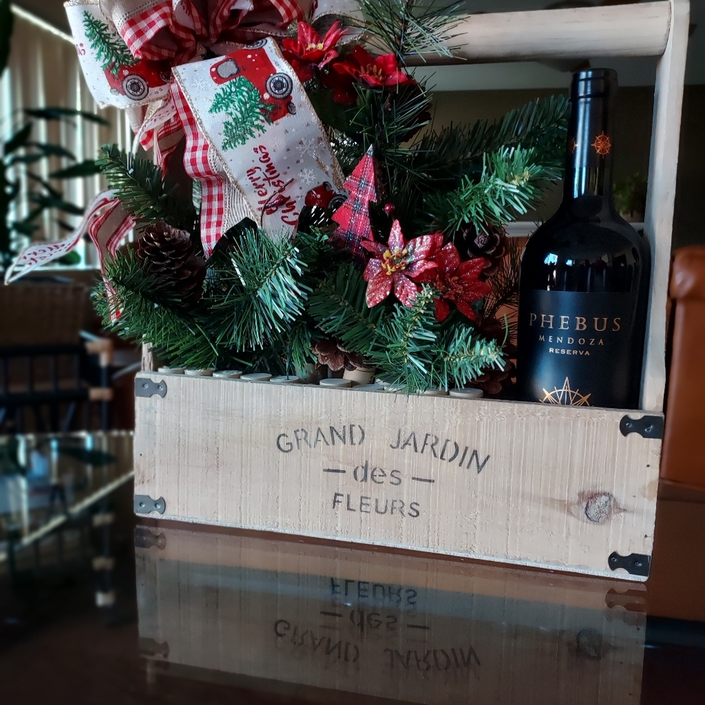 Christmas wine holder